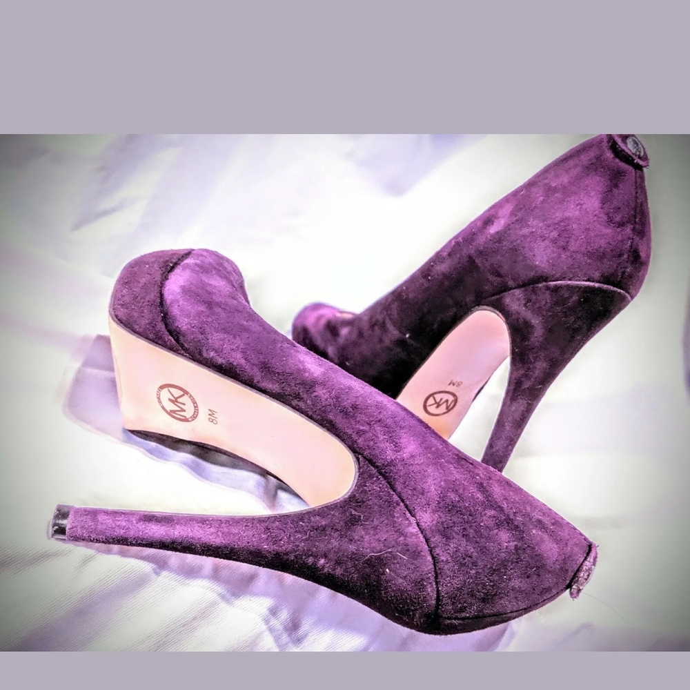 Michael Kors ,purple suede 8 m  pumps
